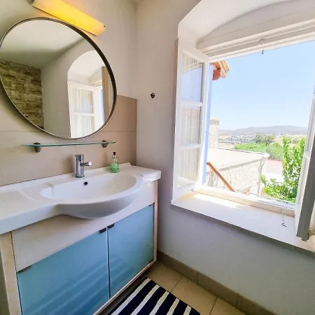 Апартаменты Village Charm With Pool At Скарину